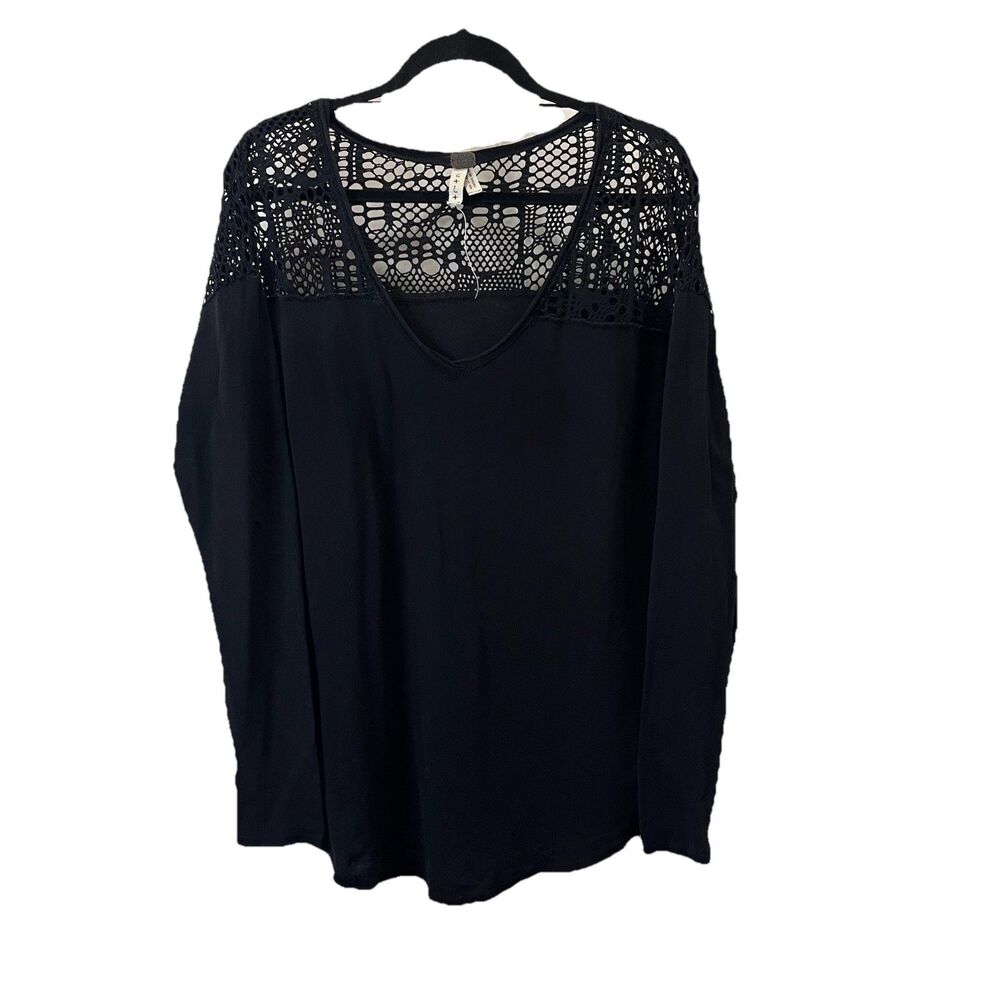 We the Free Black Crochet Neck V Neck Long Sleeve Top Shirt Womens Size L